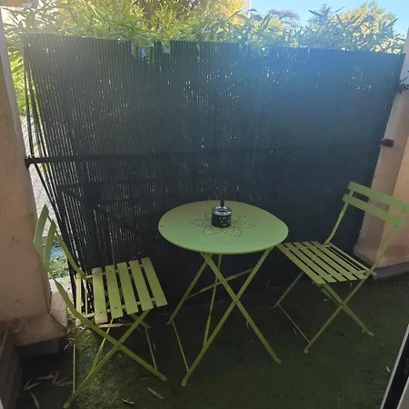 Rum i privatbostad Chambre Chez L'Habitant Montpellier